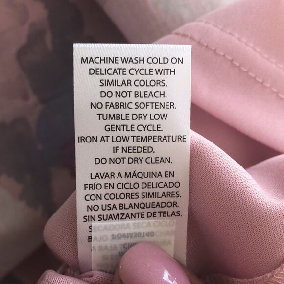 Wildfox Blair Deep V Neck Ruffle Dress Size L NWT Abstract Watercolor - Picture 6 of 7